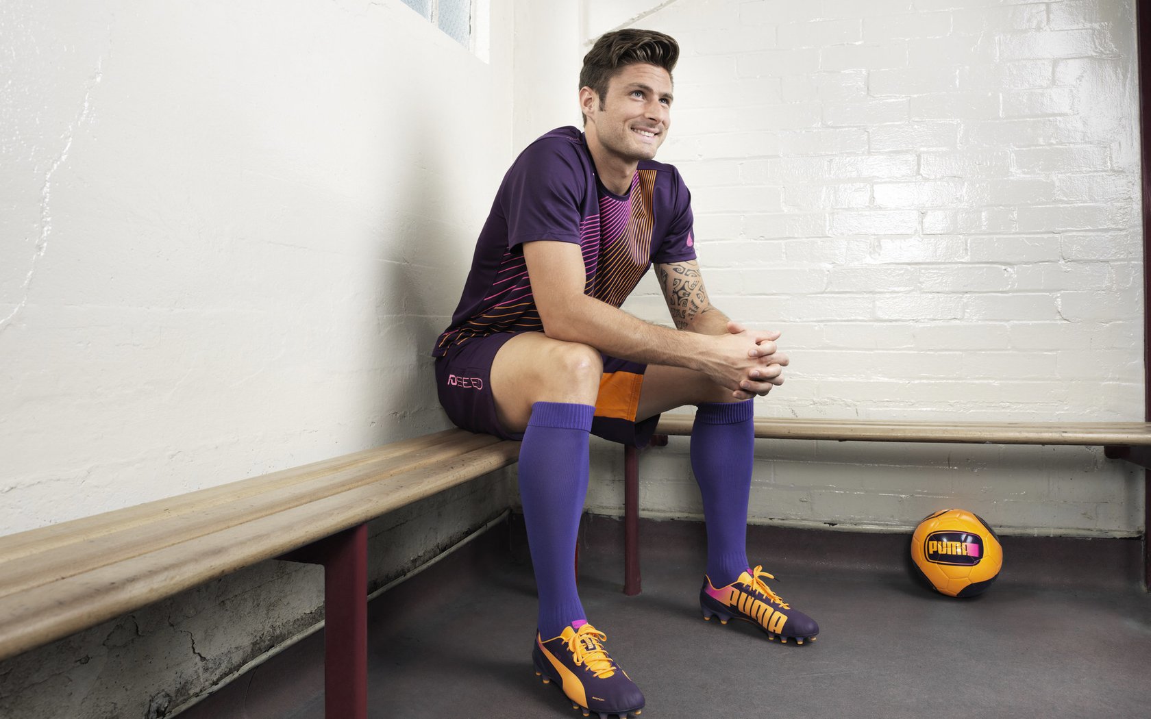 俱乐部未建立球员退出职业通道机制,俱乐部球员跳槽